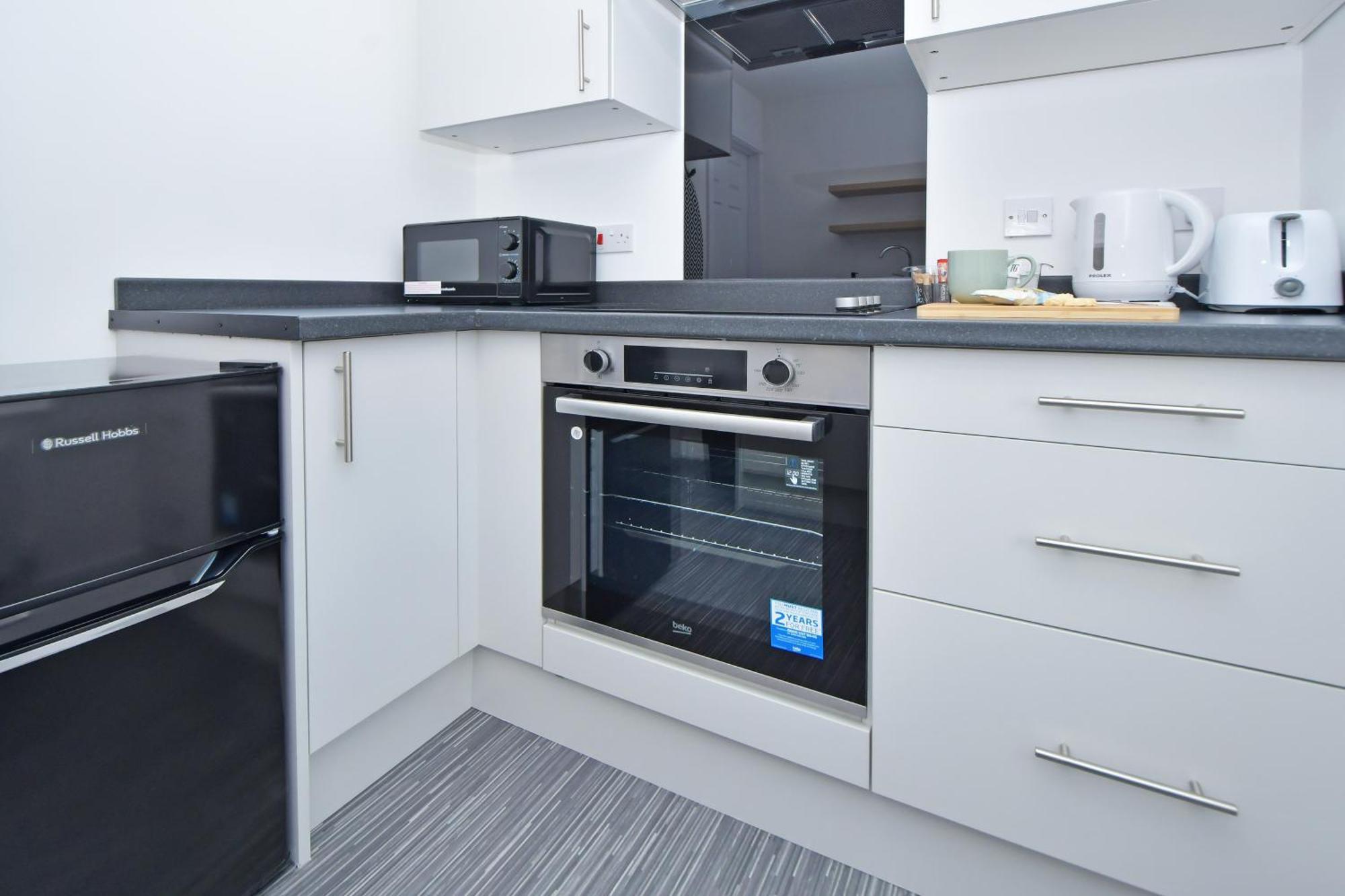 Sapphire Apartments By Yourstays - Luxury 2 Bedroom Apartments In Crewe Zewnętrze zdjęcie