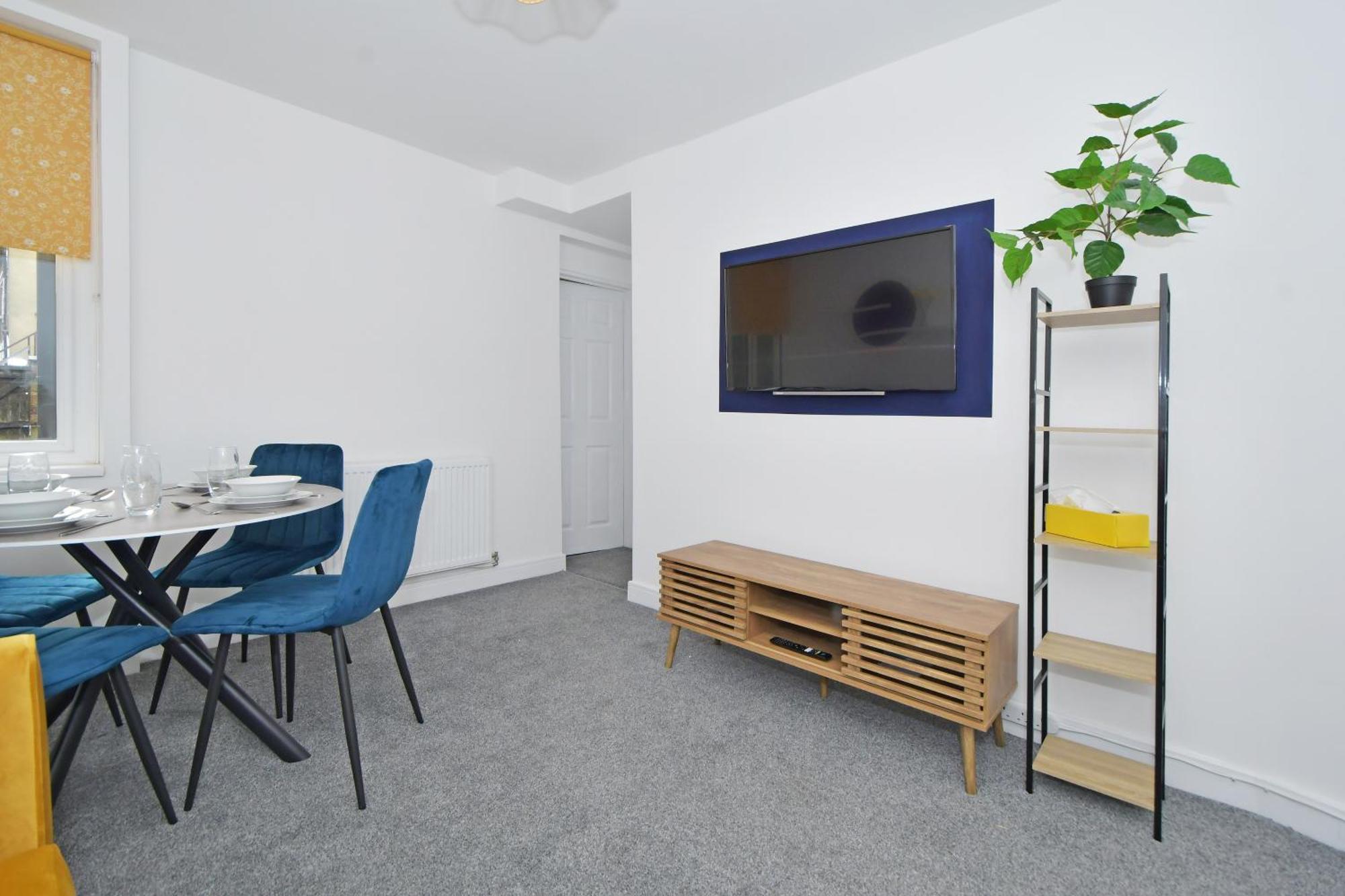 Sapphire Apartments By Yourstays - Luxury 2 Bedroom Apartments In Crewe Zewnętrze zdjęcie
